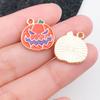 Mezcla de 50 accesorios de joyería de aleación con diseño de dibujos animados de Halloween con gotas de aceite, ideal para hacer tú mismo, pendientes, collares y colgantes.