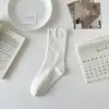 Meias Brancas Largas para Mulheres, Meias de Algodão de Cor Sólida, Resistentes ao Odor, Tendência Meias Longas com Canoa Solta, Meias de Meia-Calça Estilo Japonês para Estudantes da Primavera e Verão