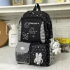 Mochila Escolar Estilo Coreano Listras Frescas Macia Fofa Bordado de Coelho Pequeno Mochila para Alunos do Ensino Fundamental e Médio Estilo Acadêmico Atmosfera Acolhedora