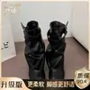 Botas de Salto Grosso Estilo Europeu e Americano Meio da Panturrilha Femininas 2026 Novas Outono Franzidas Franzidas Fivela de Cinto Versátil Emagrecedoras Botas para Calça
