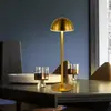 Lámpara de mesa vintage para bar de fábrica Yuan, lámpara de noche de metal simple y creativa, luz nocturna para restaurante occidental y cafetería, lámpara táctil de mesita de noche