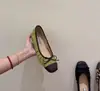 Sapatos Baixos de Couro Estilo Francês Retro com Laço, Altura Interna de 4cm, Corte Baixo, Bico Quadrado, Versáteis, Sola Macia, Estilo Little Coco