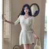 Comércio Exterior Roupas Femininas Foto Real Vestido de Malha com Decote V, Manga Média e Cinto para Mulheres, Verão Picante Retrô Slim-Fit Vestido Plissado