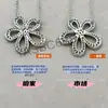 Collar Clásico de Flor Grande de Trébol de Cuatro Hojas con Girasol Hueco de Diamantes Completos con Pétalos de Diamante Colgante para Mujer Cadena Elegante para Clavícula