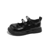 Zapatos de piel para niña 2026 primavera nuevo estilo niña corazón negro diamante zapatos de princesa niños medianos y grandes elegantes zapatos de piel con suela suave