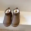 Sapatos infantis de inverno, botas de neve para bebês, sapatos de algodão para meninos, botinhas, botas quentes para meninas, sapatos com forro de fleece para bebês, calçados de inverno