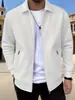 2026 Nuevo Cárdigan Chaqueta Casual de Color Sólido Ajuste Delgado con Bolsillo con Cremallera y Cuello Reversible para Hombre