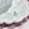 Arete de Acero de Titanio Médico con Zirconia Brillante de Colores, Corazón de Ángel con Alas, Amor, Estilo Cromado Simple de Lujo Ligero para Mujeres