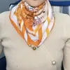 Bufanda Nueva de Seda con Hebilla Magnética Cuadrada Grande y Bolita Dorada Pequeña, Bufanda Texturizada de Algodón y Lino para Personas Perezosas, Artefacto de Invierno Bufanda Cálida