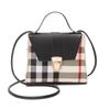 Bolsa feminina coreana portátil 2023 Guangzhou bolsa feminina verificar ombro único slung comércio exterior pequena bolsa spot fábrica atacado