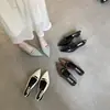 Sandalias de Tacón Grueso Estilo Francés con Punta Abierta Zapatos de Hada 2025 Nuevo Verano con Vestido Punta Fina Tacón Medio Bajo Espalda Abierta Zapatos de Una Sola Tira