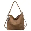 Mochila de Ombro Único, de Mão, Transversal, Duplo Ombro Feminina Outono 2026, Grande Capacidade, Estilo Retrô, Moda, Nicho de Luxo