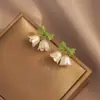 Brincos de Prata 925 Esterlina Esmaltados com Pérola e Flor de Zircônia para Mulheres, Novo Modelo Popular, Brincos Clássicos de Luxo de Alta Qualidade