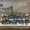 Escudo de Cobre Cara Grabada Yixiantian Zhudao Wenwan Decoración Versátil Pulsera DIY Abalorio Espaciador Cuerda para Tejer Colgante Accesorios Creativos