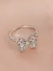 Anillo Abierto de Mariposa Dinámico de Gama Alta Versátil de Lujo de Nicho para Mujer, Anillo de Dedo Índice de Mariposa de Diseño de Moda Personalizado al por Mayor