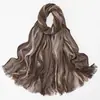 Novo Lenço Longo Plissado de Viscose Tingido Arco-Íris Estilo Étnico Transfronteiriço, Acessório de Viagem Versátil e Fashion, Combinando com Lenço/Xale de Seda