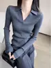 Hongmi Apparel/Suéter de malha cinza de alta qualidade com gola polo para mulheres, novo estilo slim-fit e versátil outono de 2026