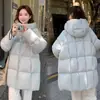 Estilo Nuevo de Invierno Longitud Media Super Favorecedora para Mujeres Pequeñas Popular Este Año Chaqueta de Algodón con Relleno Medio para Mujer