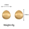 Brincos de Metal Desenho Elegante Retro Luxo Leve Versátil Design de Nicho Estilo Cool Brincos Simples para Mulheres