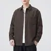 Colección nueva 2026: camisa de manga larga para hombre en un estilo retro, doblemente cepillada y tejida en color, que encarna una estética de "dinero viejo", con un diseño retro americano simple y discreto, creando un look de prenda exterior ligero y lujoso