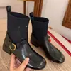 Nueva colección otoño/invierno 2026: botines de calcetín a la moda, elásticos y adelgazantes de tacón bajo, zapatos de mujer versátiles y cómodos para exportación