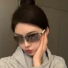 Óculos de Sol Futuristas Ovais Cat-Eye Sem Aro Tendência 2026 para Mulheres, Óculos de Sol Personalizados Retro Hot Girl