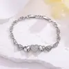 Nuevo Pulsera de Zirconia con Forma de Corazón Transfronteriza Europea y Americana, Diseño de Nicho de Lujo Ligero, Regalo de Gama Alta para Novia en San Valentín
