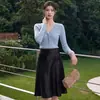 Blusa top de manga longa com decote em V para mulheres, suéter de base de lã liso de corte justo estilo coreano para o início do outono