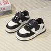Zapatos de Skate para Niños Zapatos Deportivos 2026 Nuevas Llegadas de Primavera Zapatos Blancos para Niños Zapatos Casuales Versátiles para Niñas Zapatillas para Correr para Niños
