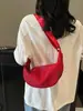2025 Nueva Bolsa de Malla Ligera Estilo Japonés para Dumplings Bolsa Cruzada Deportiva Casual Bolso de Hombro Media Luna Niche de Moda para Mujer