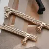 Manija Doble Agujero de Plástico 96mm128mm Perla Superior de Paleta