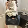 Bolsa grande feminina para outono e inverno de 2025, nova moda tendência, alta qualidade, bolsa tote de grande capacidade, bolsa de ombro para o dia a dia