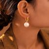 Enigma Nuevos Aretes Colgantes de Perla Shijia con Hebilla para la Oreja en Forma de U para Mujer de Acero Inoxidable Lujo Ligero Simple en stock Venta al por Mayor