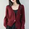 Cardigan de tricô grosso de algodão puro estilo preguiçoso com gola V para mulheres, jaqueta suéter casual de tricô folgada, peça superior quente