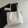 Bolsa Tote de Mão com Padrão Trançado Elegante e Simples para Mulheres 2025 Verão Nova Bolsa de Ombro de Grande Capacidade Tendência Bolsa para Sogra
