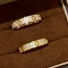 Nuevo Kimono Estilo Chino Anillo de Monedas de Cobre Luz Lujo Vintage Fila Completa de Diamantes Anillo Tesoro Rojo Corindón Rojo Anillo de Serpiente para Mujeres