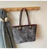 Bolsa de Trabalho Feminina 2025 Nova Bolsa Feminina Transversal Retrô Bolsa de Ombro Retrô em Jeans Bolsa Tote Versátil