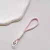 Correa de Muñeca Trenzada Estilo Ins Lanyard Nudado Cuerda Corta de Silicona Colgante Antiperdida para Teléfono Dopamina