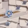 Anel Flor Estelar Love and Fate Shen Xinghui com Zircônia Azul Incrustada Periférico de Anime Anel de Proposta para Dedo Indicador