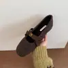 Zapatos Grises Peludos para Mujer que Aumentan la Altura Interior para Usar Afuera Invierno 2025 Nuevos Zapatos Planos de Piel Estilo Hada Zapatos Mary Jane con Forro de Felpa