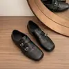 Mocassins Quadrados Retro Elegantes e Versáteis com Aumento de Altura Oculto para Mulheres, Novos Sapatos de Couro Estilo Britânico Primavera de 2026