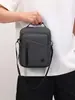 Nova bolsa pequena transversal da moda para homens, bolsa de ombro casual e leve, bolsa transversal para meninos