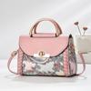Nova Bolsa de Ombro Patchwork Tecida de Alto Valor, Bolsa Transversal Simples e Estilosa Transfronteiriça, Bolsa Quadrada Pequena Feminina Versátil e de Alta Qualidade