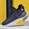Nuevos zapatos casuales de moda de verano y otoño zapatilla de hombre moda coreana zapatos de hombre celebridad de internet zapatos ligeros de coco