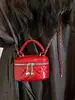 Yue Zi 2026 Outono Inicial Nova Bolsa Transversal Estilosa Versátil Popular Bolsa Caixa Design de Corrente Mini Pequena Bolsa