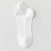 Calcetines de algodón para hombre, malla fina de verano, resistentes al olor, transpirables, calcetines tipo tobillero deportivos blancos, antideslizantes, sin deslizamiento en el talón