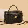 Bolso bandolera de alta gama, elegante y chic con estampado de rombos en un diseño inspirado en Chanel, nuevo bolso de hombro versátil y de moda estilo coreano 2026