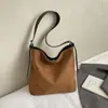 Moda Europea y Americana Color Sólido Bolso de un Hombro para Mujer Gran Capacidad Textura de Gamuza Bolso Cruzado Elegante Popular Versátil Bolso de Mano
