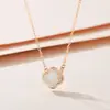 Collar de Trébol de Cuatro Hojas de la Suerte para Mujer, Cadena para Clavícula Elegante, Versátil, Moda Ins, Colgante de Nácar Blanco, Estilo Nuevo