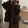 Cardigan Estilo Coreano Transfronteiriço Design Preguiçoso Tricô de Ponto Torcido Feminino 2026 Outono/Inverno Novo Suéter Solto para Pessoas Baixas